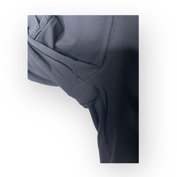 Lululemon Pace Perfect Crop - Size 4 - Picture 3 of 5